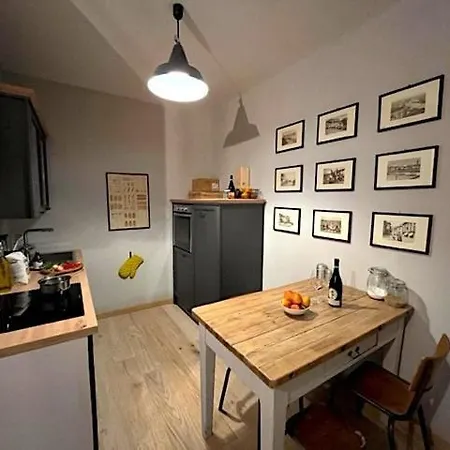 Delizioso In Palazzo Veneziano Apartment